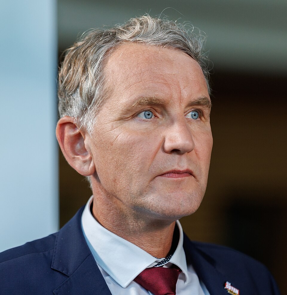 Das rechte Drehbuch: Wie AfD, Identitäre und ihre Vordenker nach Plan die Republik belügen – Abbildung 3